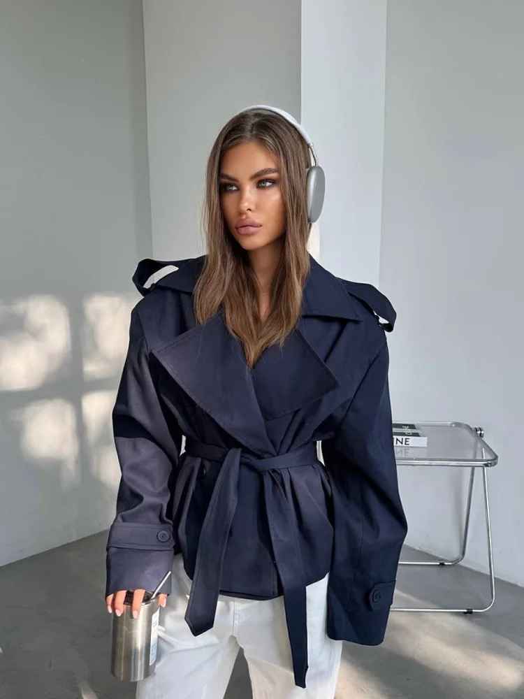 ANNA TRENCH CORTO